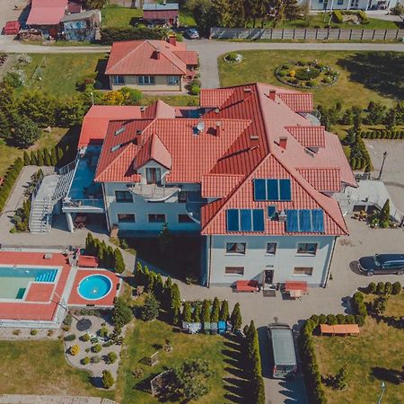 Hotel Nad Morzem- Art-Pension Swierzno ภายนอก รูปภาพ