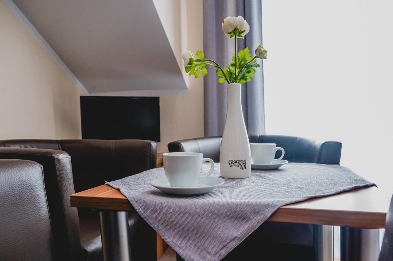 Hotel Nad Morzem- Art-Pension Swierzno ภายนอก รูปภาพ