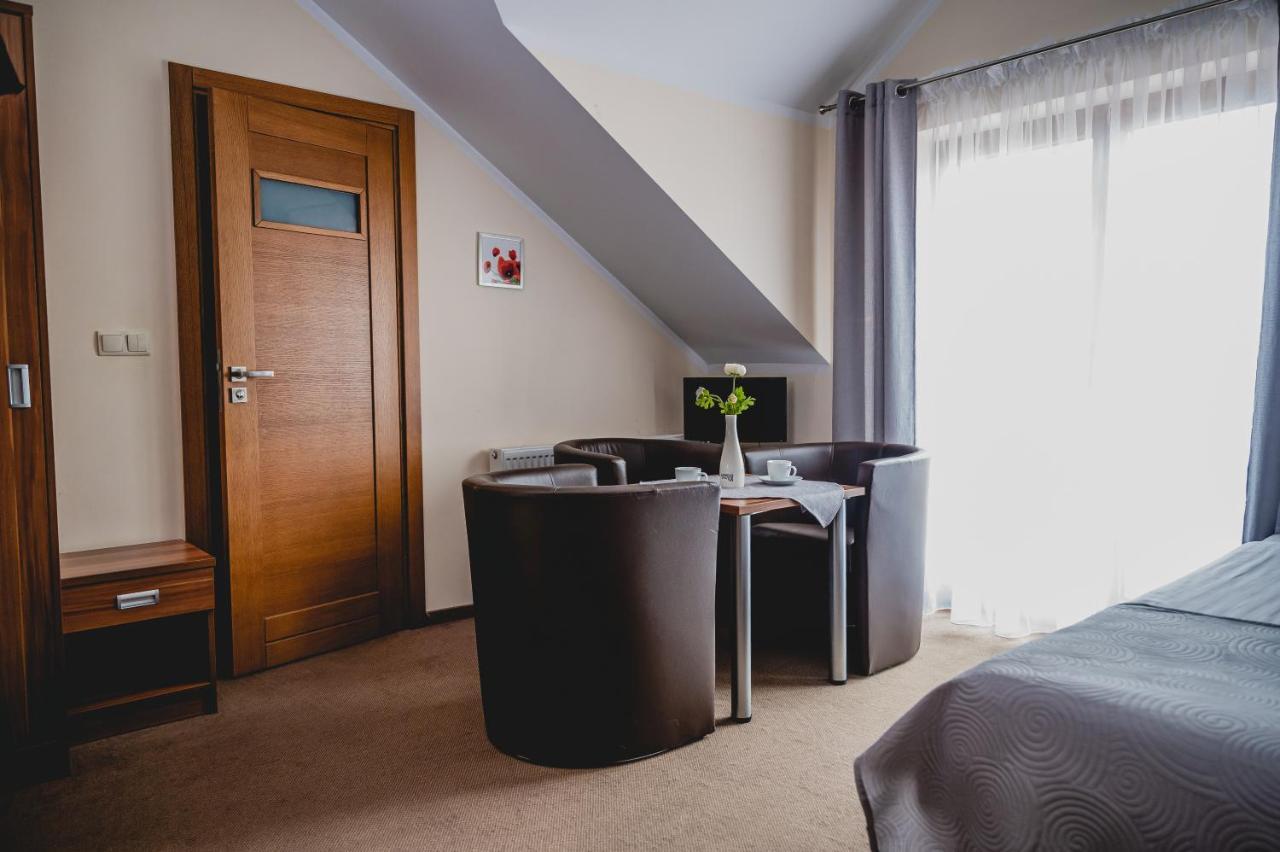 Hotel Nad Morzem- Art-Pension Swierzno ภายนอก รูปภาพ
