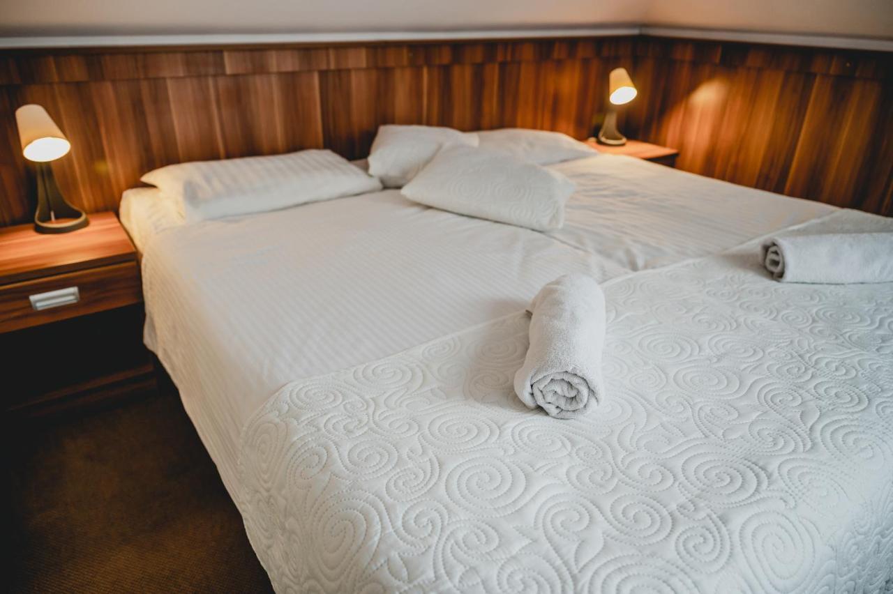 Hotel Nad Morzem- Art-Pension Swierzno ภายนอก รูปภาพ